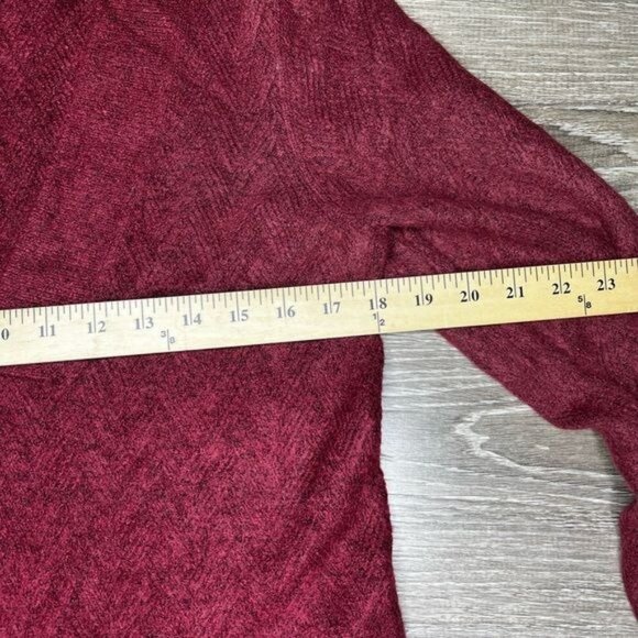 Chico’s Herringbone Cranberry Burgundy Tunic Sweater with Deep V-Neck Medium - Picture 12 of 13